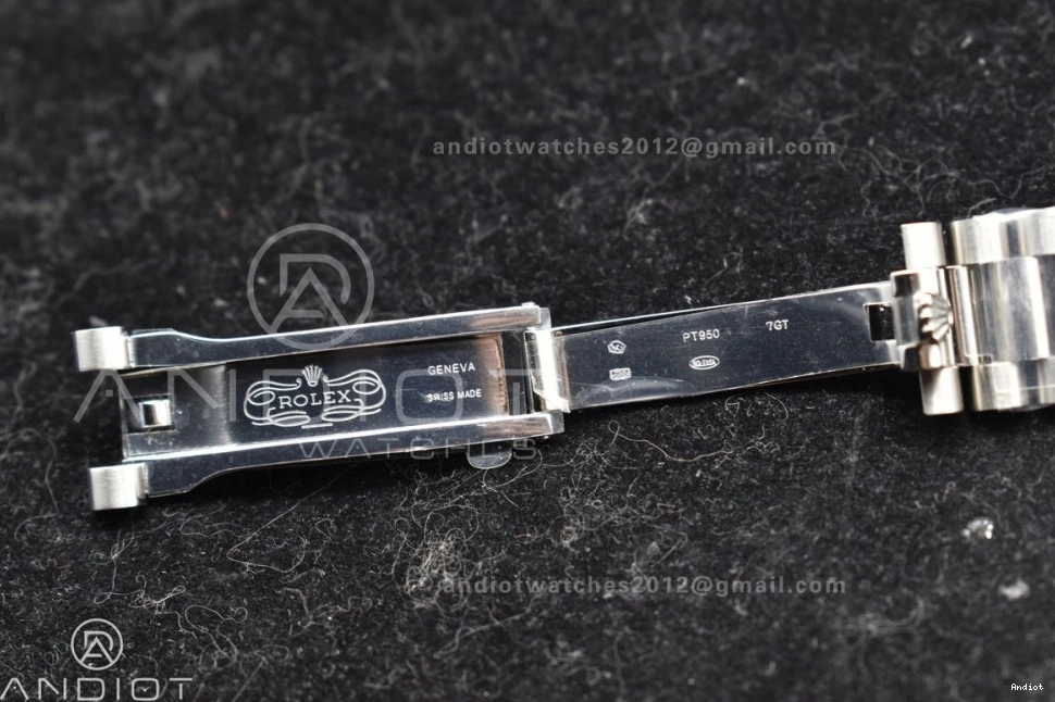 A2836 Weight Bracelet GSF Gain SS DayDate Blue Crystal On 40 Iced President Dial 0403